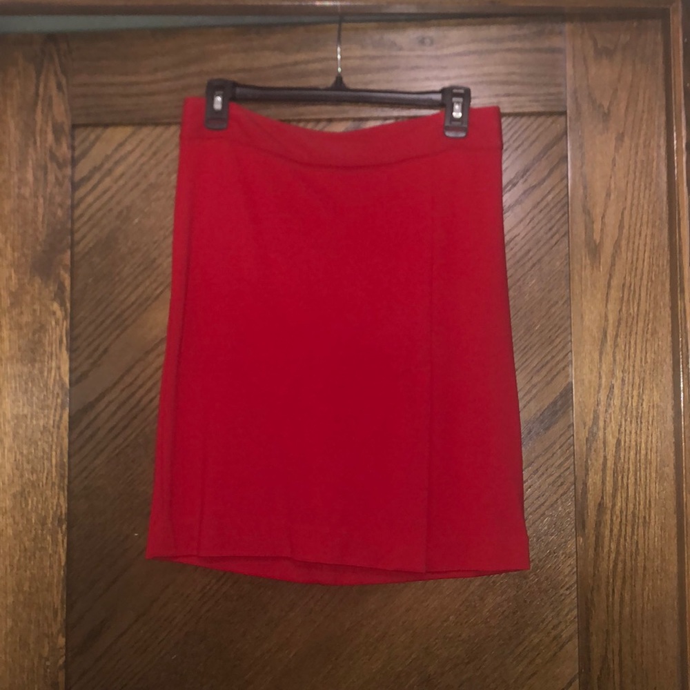 Beautiful red Cache skirt ❤️